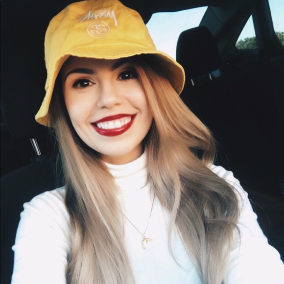 Meet your Posher, Maliza - Picture 3 of 7